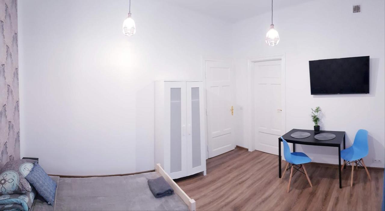 Guest Room Rowna Kielce Buitenkant foto
